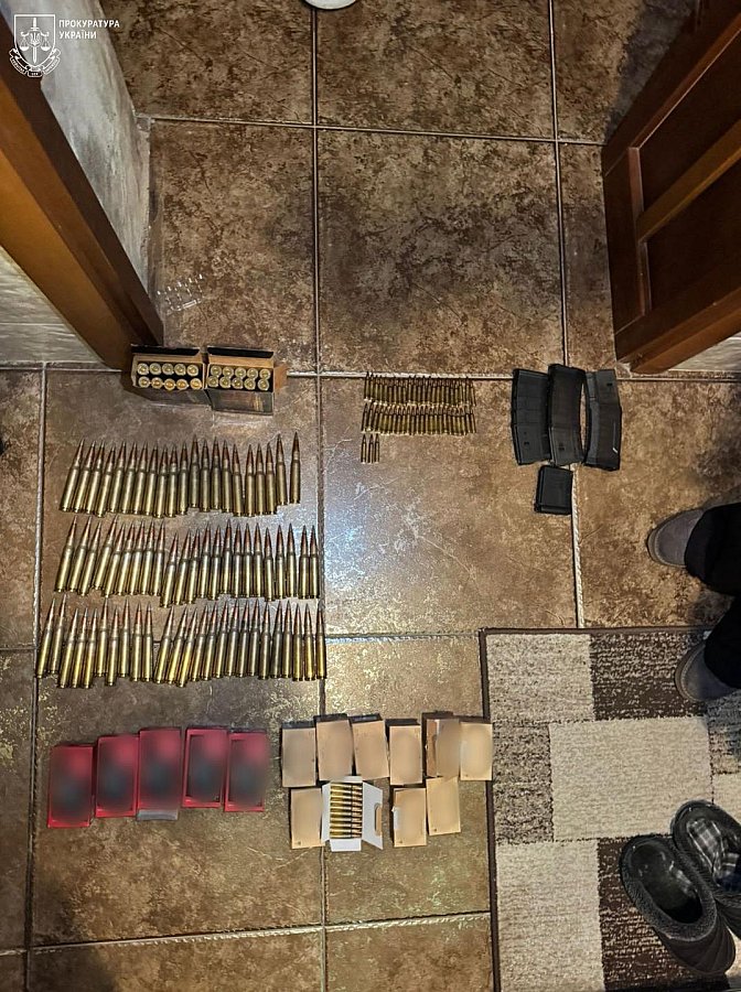 Викрадення бізнесмена у центрі Миколаєва: нападники маскувались під співробітників СБУ - подробиці