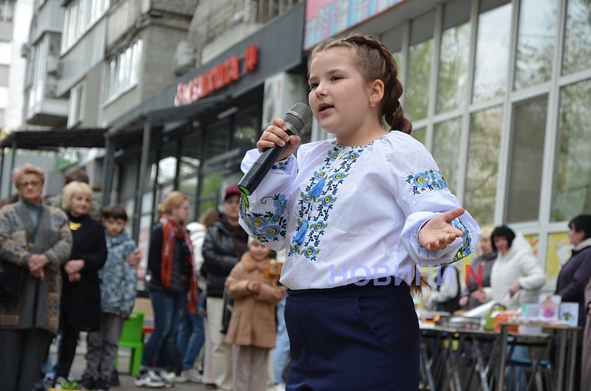 Миколаївська «Берегиня» відсвяткувала день народження творчим дефіле, яскравим феєрверком і врученням медалей