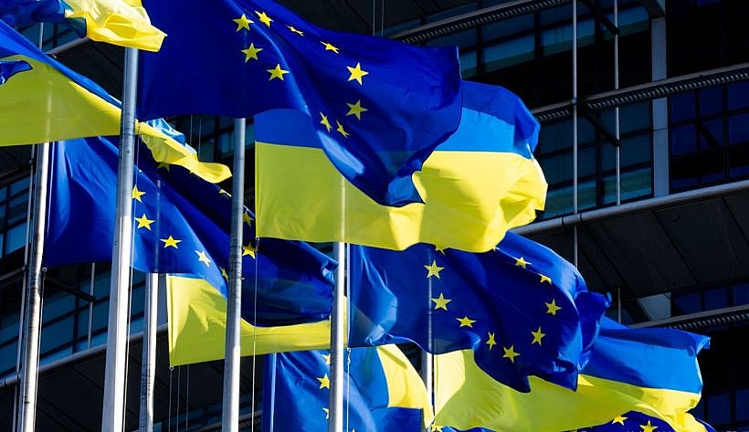 ЕС может ужесточить условия кредита Украине: часть выплат привяжут к налоговым изменениям