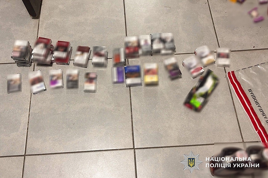 В Николаеве 20-летний бездомный сломал в магазине двери и вынес алкоголь и сигареты