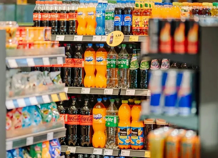 Кардиологи предостерегают: сладкие напитки могут вредить сердцу больше, чем алкоголь