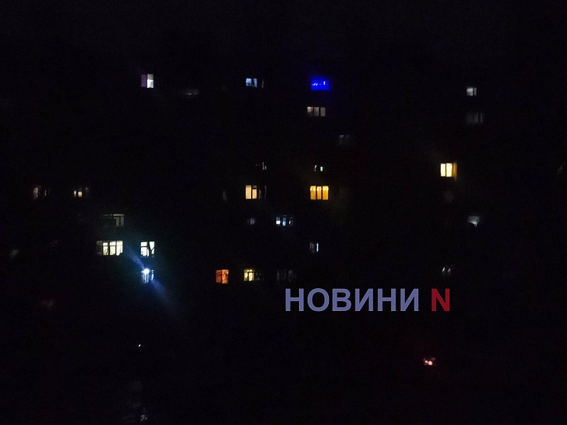 Враг бил по энергетике в Николаеве и области: за сутки ранены 5 человек, часть потребителей без света