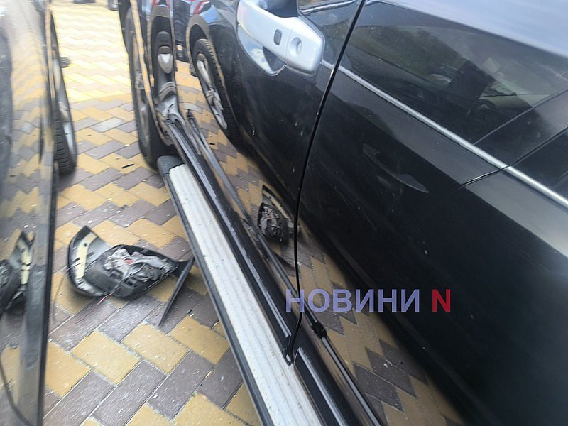 Появились новые фото последствий вражеской атаки в Николаеве. ОБНОВЛЕНО