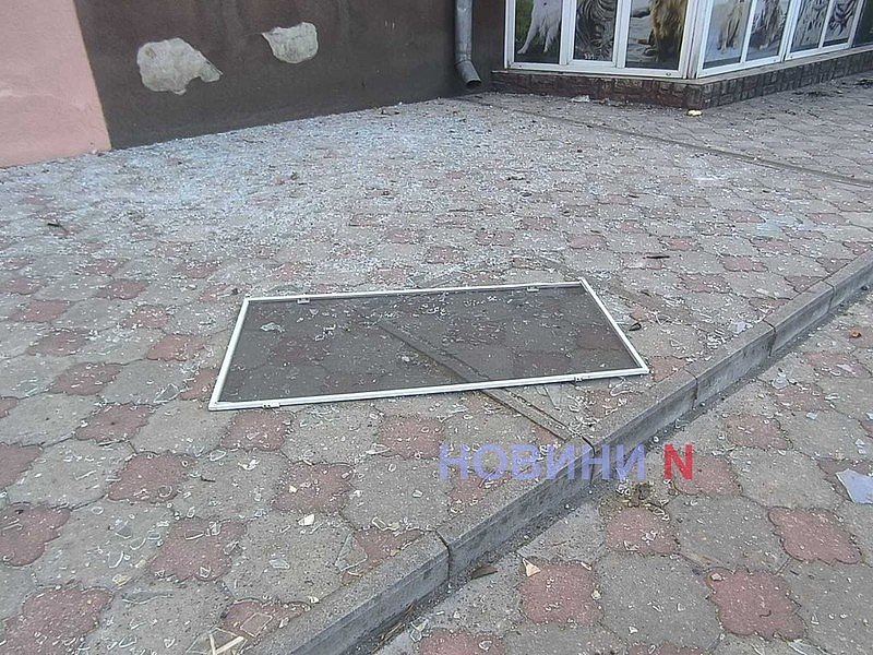 Появились фото и видео последствий ударов по Николаеву