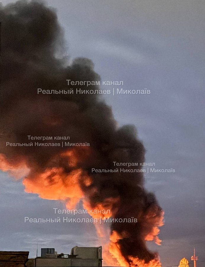 Взрывы прогремели в Николаеве: пострадал объект энергоинфраструктуры, в городе пропал свет