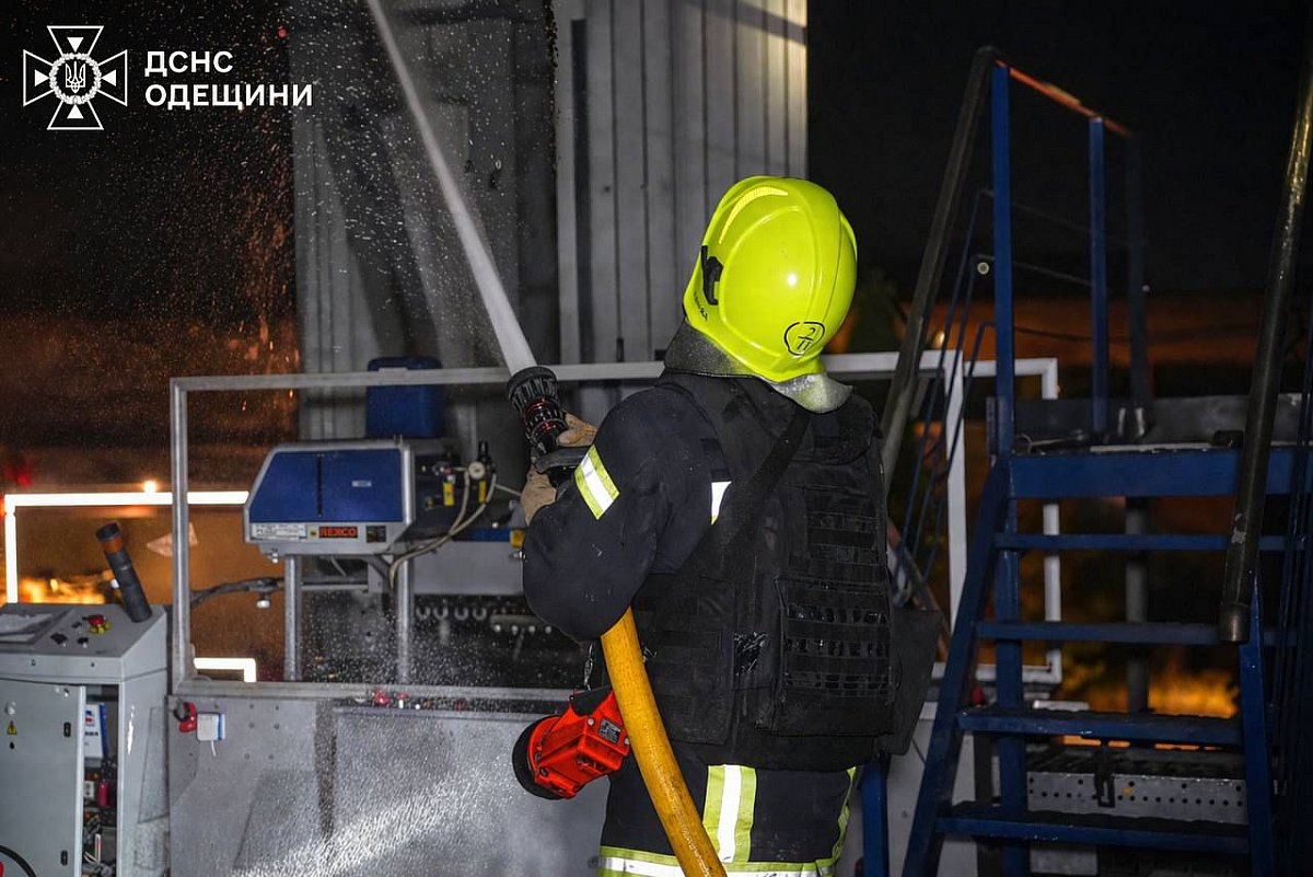 Росія вночі атакувала Одеську область дронами: двоє загиблих, п\