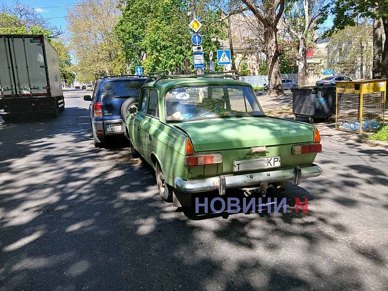 В центре Николаева «Москвич» врезался в «Тойоту»