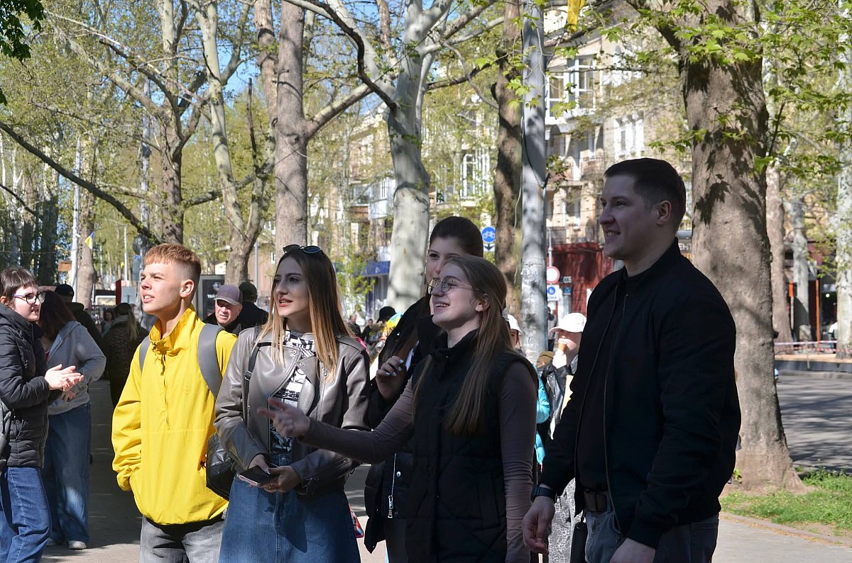 Караоке-драйв для всех желающих прошел в центре Николаева 