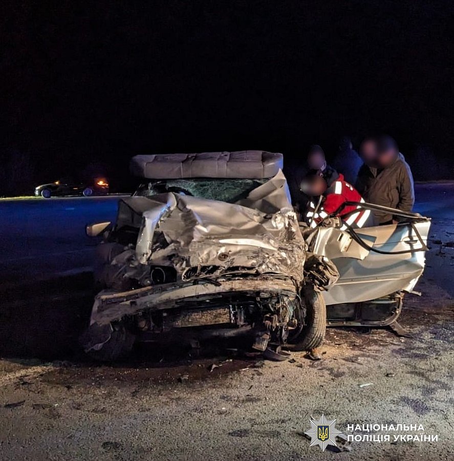 Подросток за рулем BMW попал в ДТП на трассе Николаев - Благовещенское: есть пострадавшие