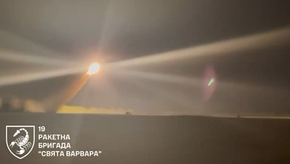 Зеленський показав удар українських ракет по російському заводу у Чебоксарах