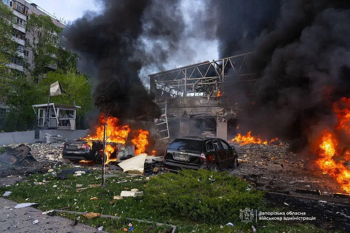 Массированный удар по Запорожью: число пострадавших увеличилось до 43 человек