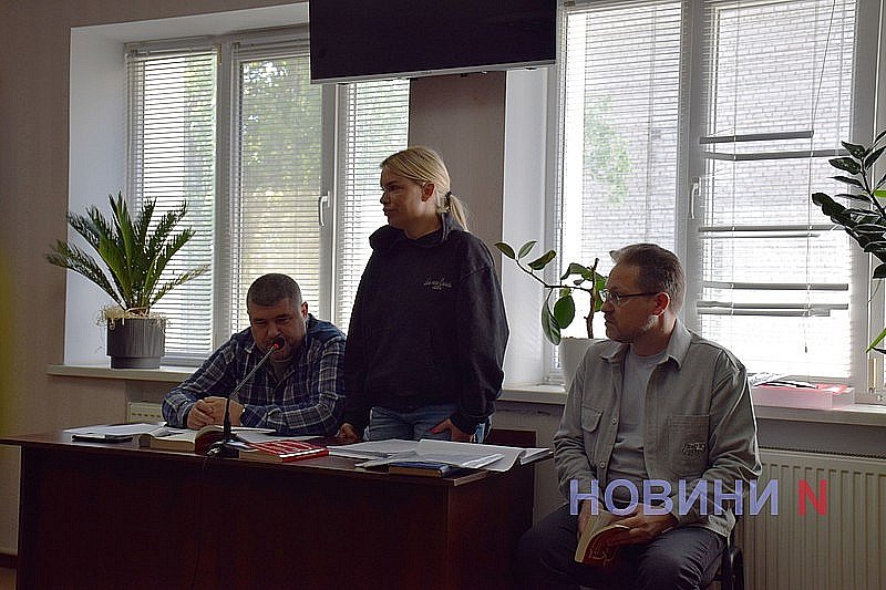 Начальница управления спорта Николаева вышла из СИЗО, но ночь провела в камере