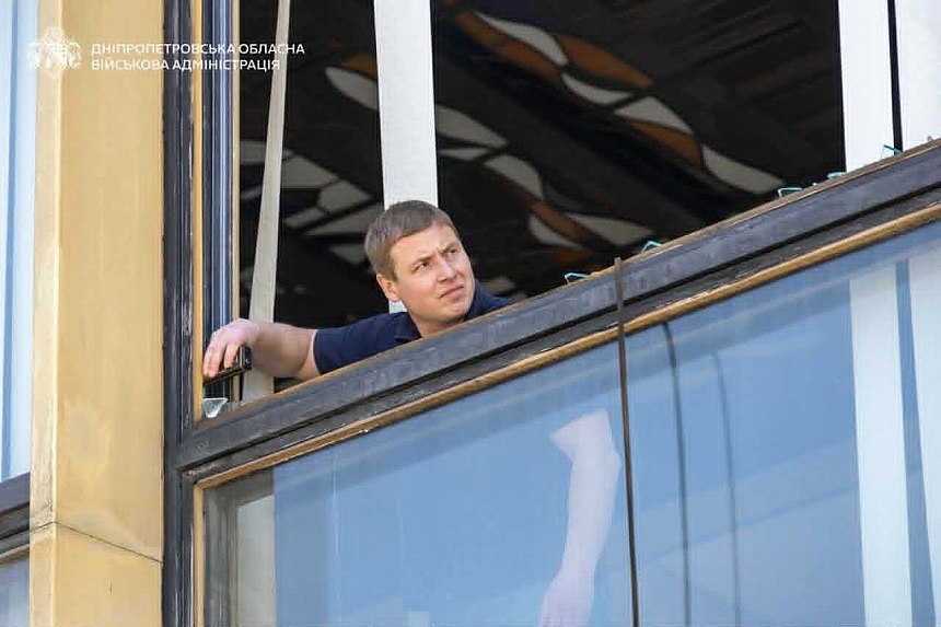 Враг атаковал Днепр и область почти 30 раз: есть раненые и значительные разрушения (фото, видео)