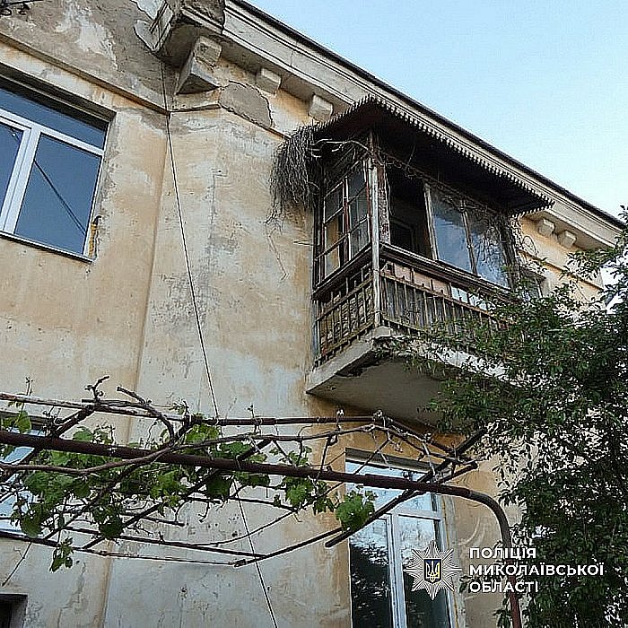 Патрульні показали затримання чоловіка, який загрожував підірвати багатоквартирний будинок у Миколаєві