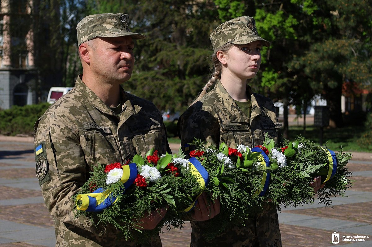 В Николаеве прошла церемония ко Дню памяти и победы над нацизмом