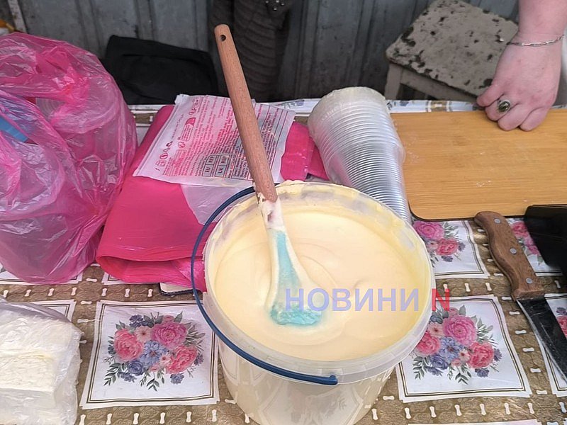 Майский рынок в Николаеве: в какую цену продают молодые фрукты и овощи (фоторепортаж)