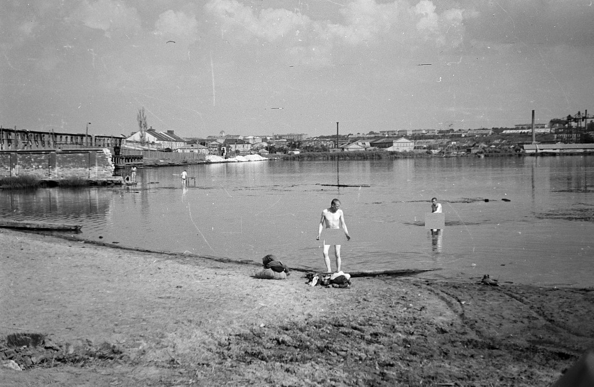 Обнародованы фотографии Николаева в период немецкой оккупации
