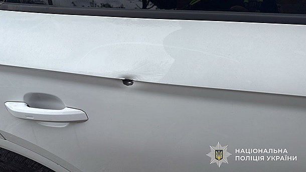 Во Львовской области мужчина расстрелял Audi оппонента после драки