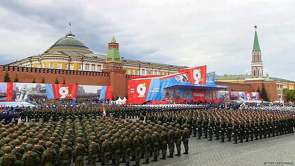 Сдержанный парад 9 мая в Москве — признак перелома войны, - WSJ