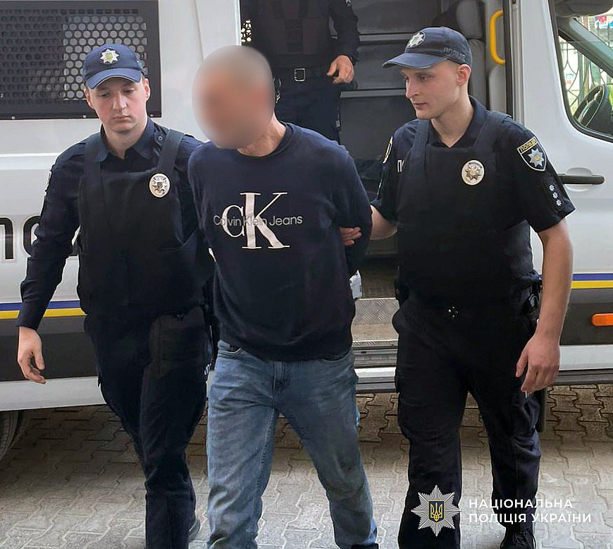 Убегая от ТЦК взял в заложницы школьницу во Львове: суд избрал для мужчины меру пресечения