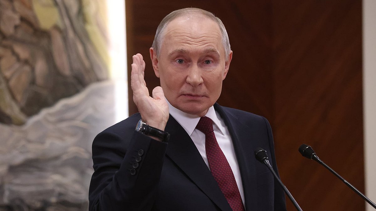 Путин может стремиться к захвату Киева и Одессы, а не только Донбасса, - FT