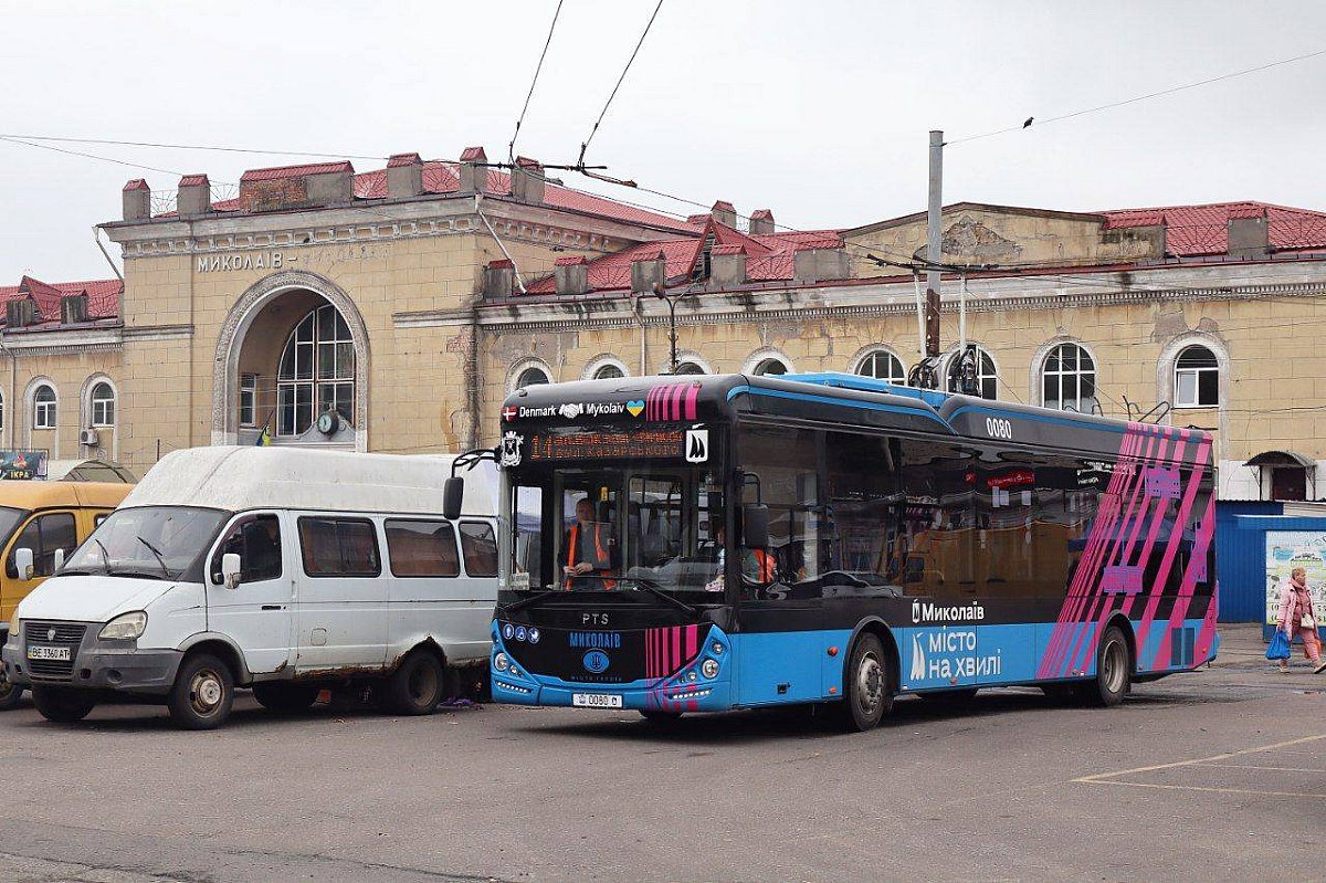 На Привокзальной площади в Николаеве создадут пешеходную зону и уберут торговцев