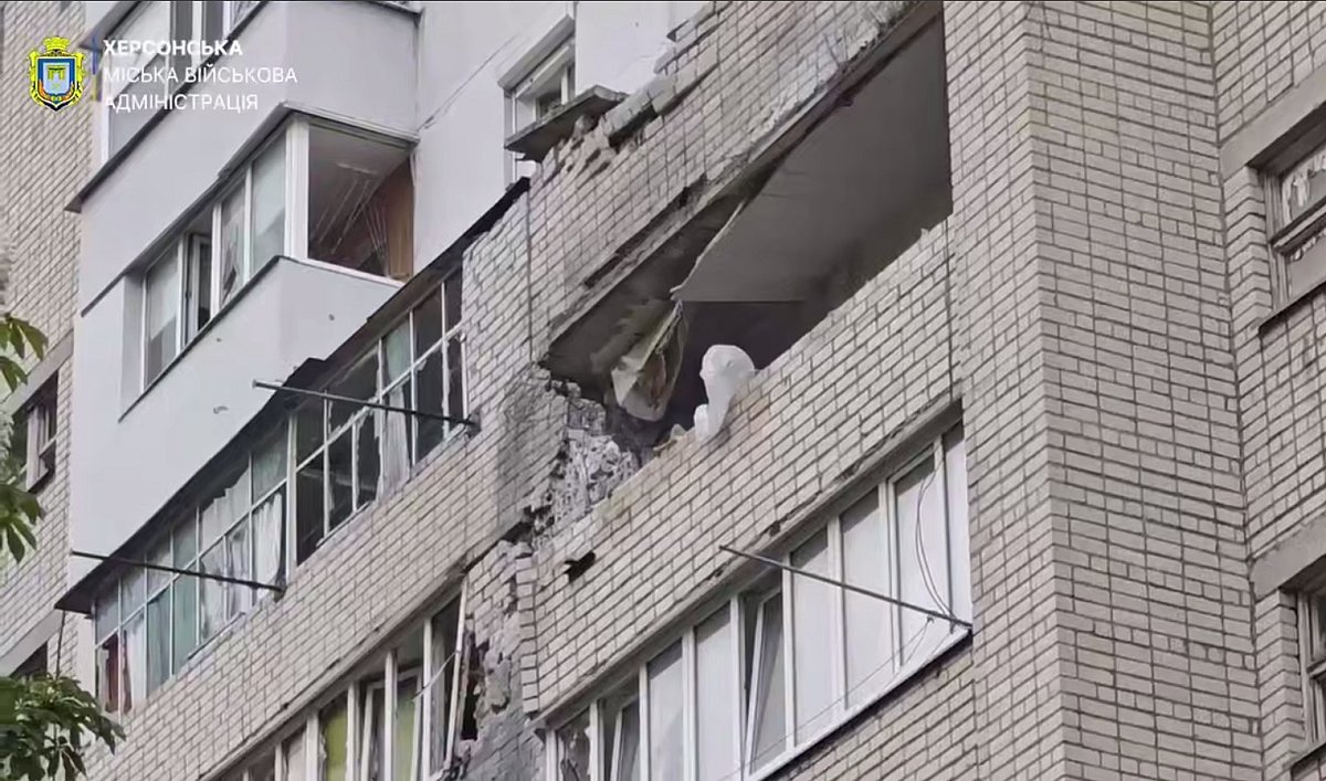 Херсон и область под массированным обстрелом: есть погибшие, десятки раненых