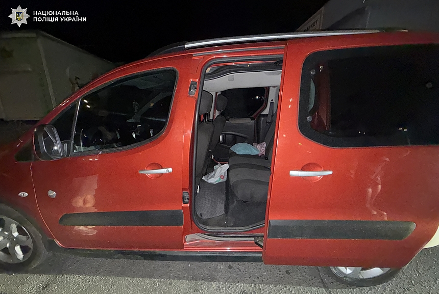 В Киеве мужчина во время конфликта на улице девять раз выстрелил в своего оппонента
