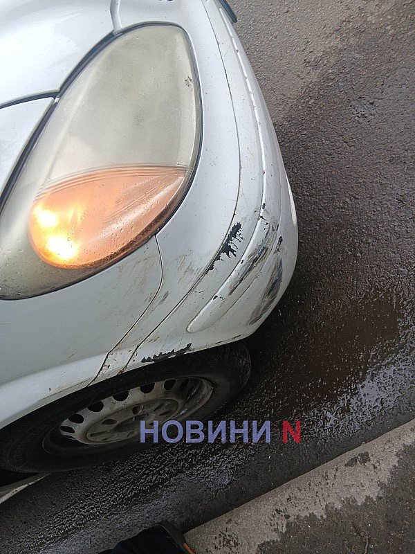 Mercedes зіткнувся з Toyota при зміні смуги у Миколаєві