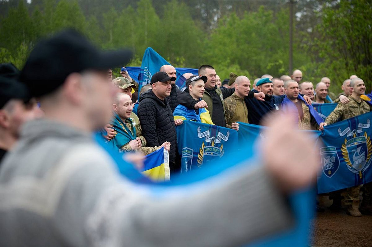 З російського полону повернулися 205 українців: перший етап обміну 1000 на 1000