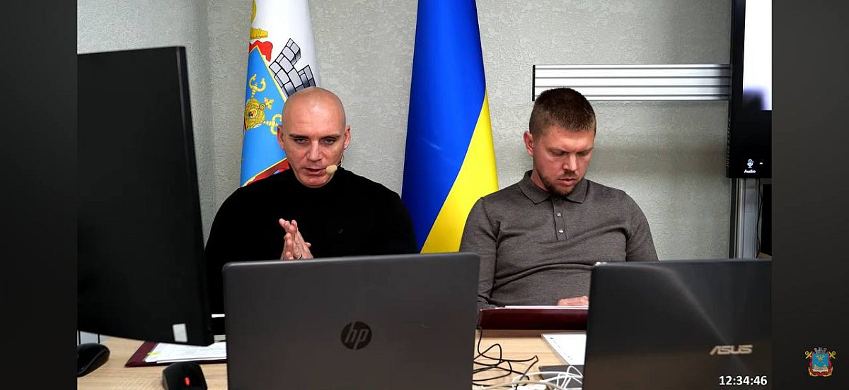 «Катитесь в анналы истории»: мэр Николаева предложил депутатам сложить мандаты