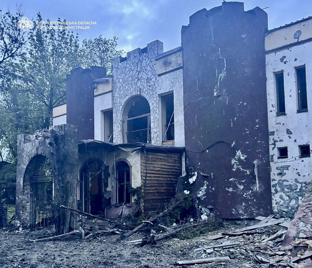 В Днепре прогремели взрывы: повреждено религиозное учреждение