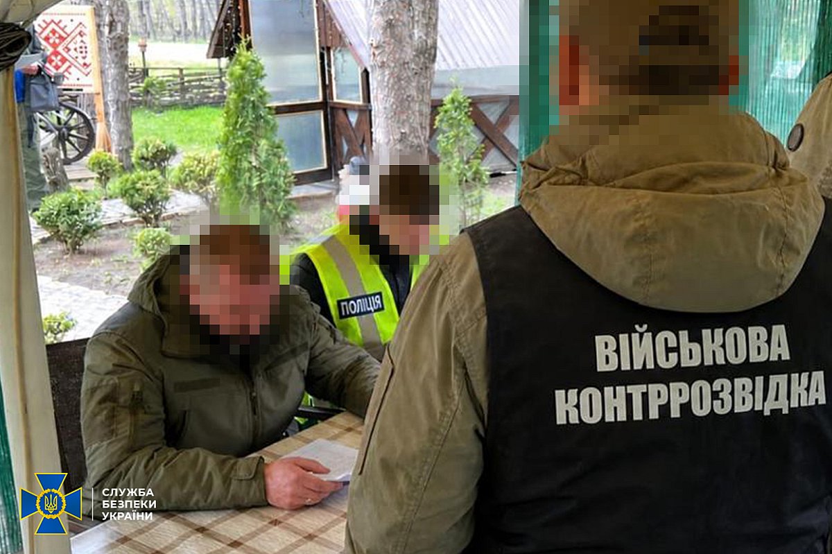 В Украине разоблачили схемы продажи «тыловых» должностей в ВСУ: задержаны военные и посредники