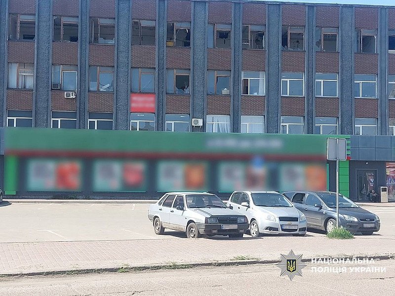 Россия ударила баллистической ракетой по центру Прилук: есть погибшие и раненые