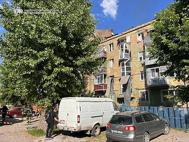 В Днепре \"шахеды\" атаковали дома: 11 раненых