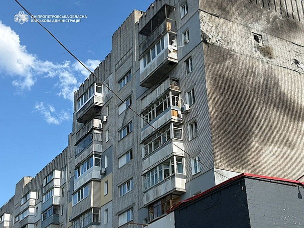 В Днепре \"шахеды\" атаковали дома: 11 раненых