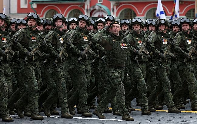 Кремль назвал "фейком" публикацию о подготовке российских военных в Китае