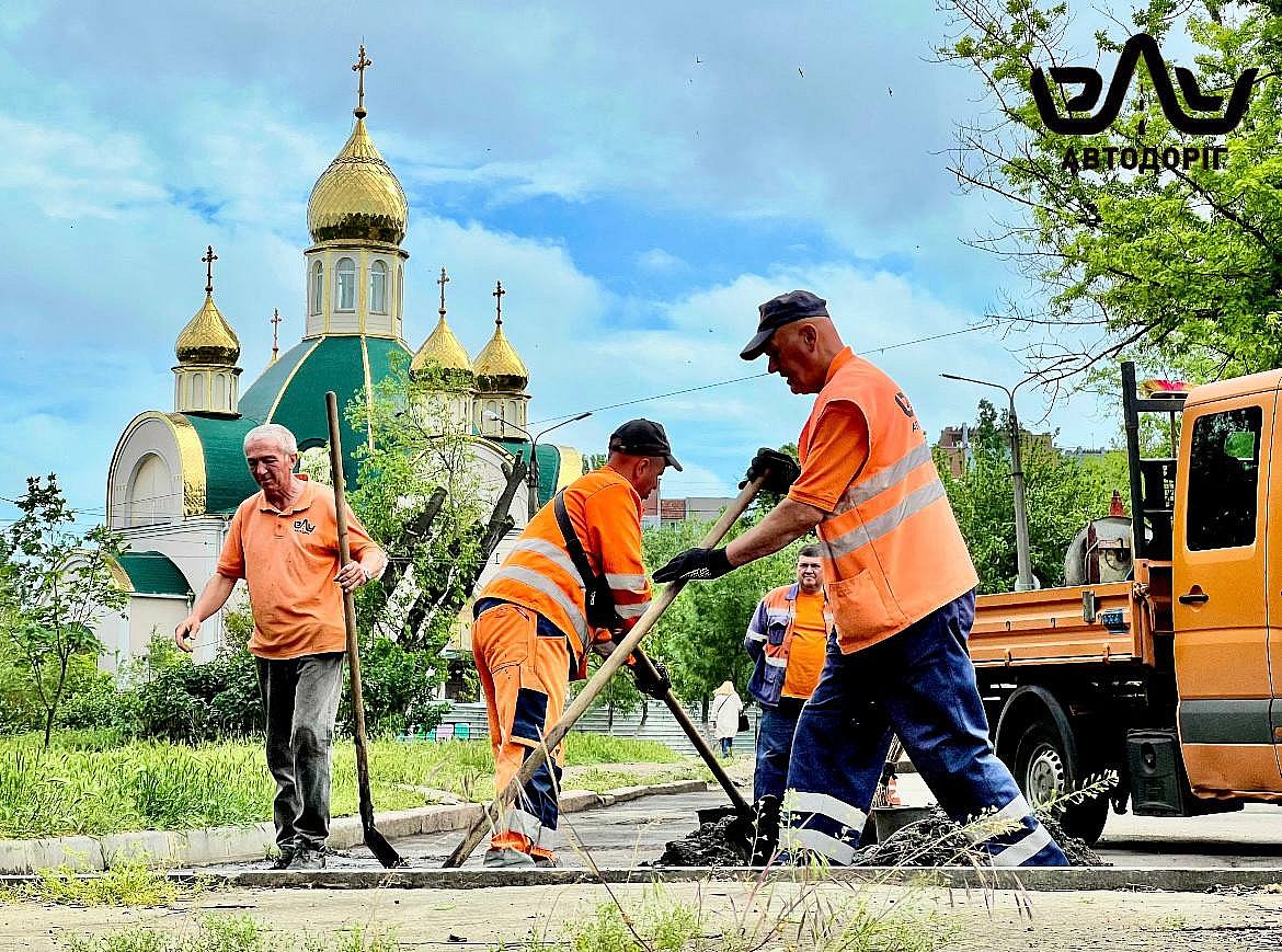 Коммунальщики показали, что делают для того, чтобы Николаев не так затапливало (фото)