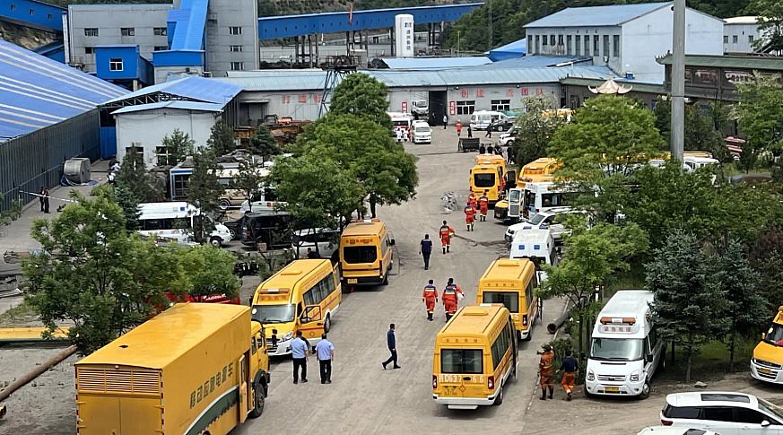 Самая смертоносная шахтная авария в Китае за последние 16 лет: жертвами взрыва стали 90 человек