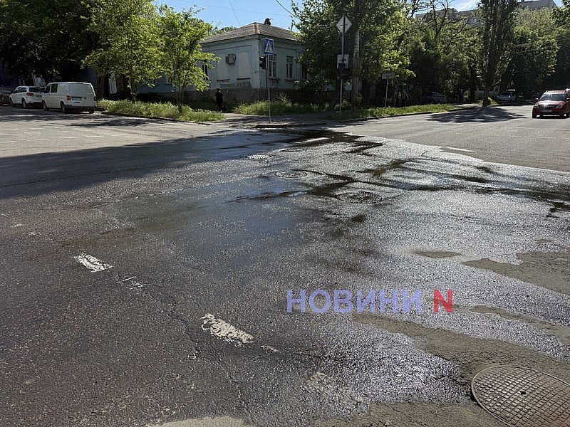 Центр Миколаєва заливає стічними водами