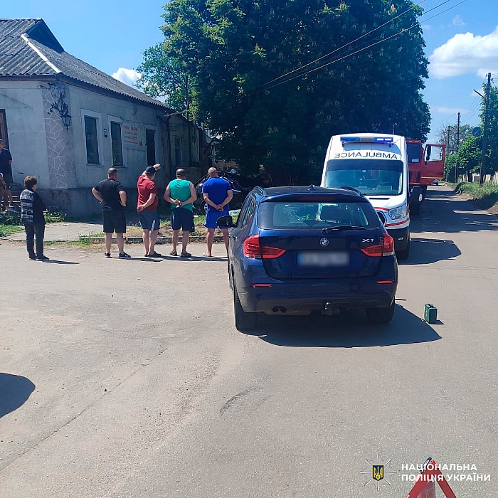 Пьяный водитель Mazda при обгоне врезался в BMW и влетел в дерево: двое погибших