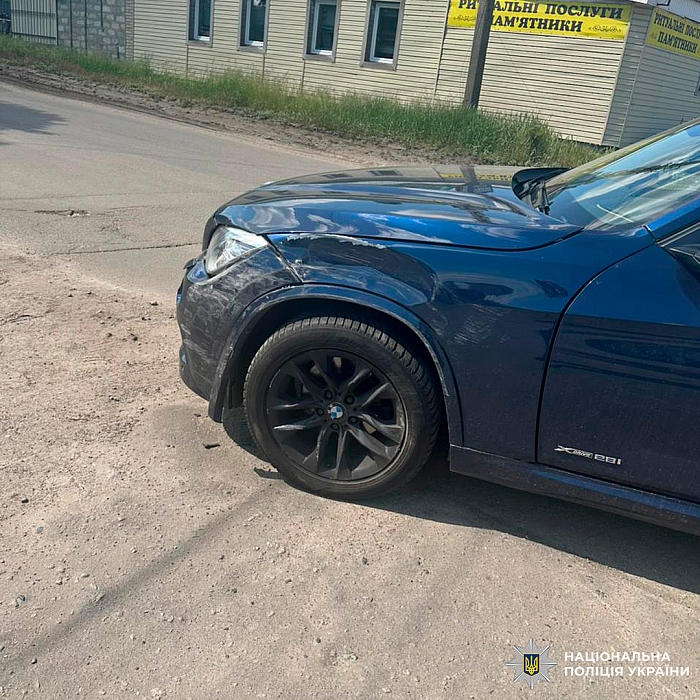 Пьяный водитель Mazda при обгоне врезался в BMW и влетел в дерево: двое погибших
