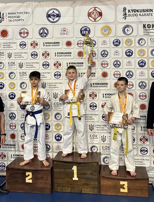 Николаевские спортсмены привезли награды с Чемпионата Украины по Киокушин БуДо каратэ