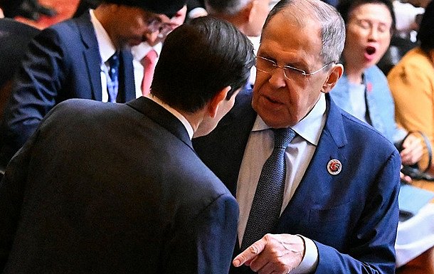Глава МИД РФ предупредил США о ударах по Киеву