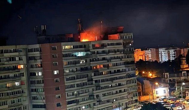 Румунія закриває консульство РФ після падіння російського дрону на житловий будинок