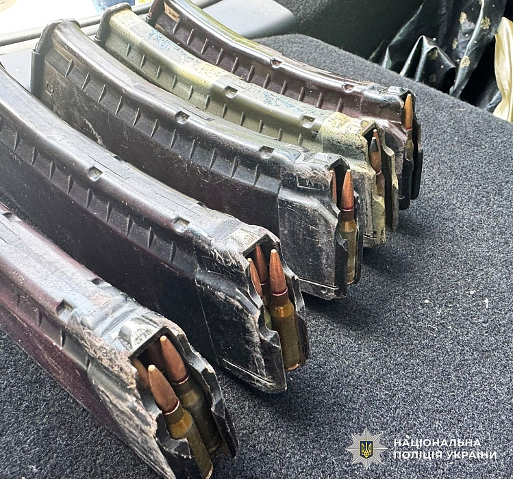 Незаконна торгівля зброєю в Миколаєві: затримано місцевого мешканця