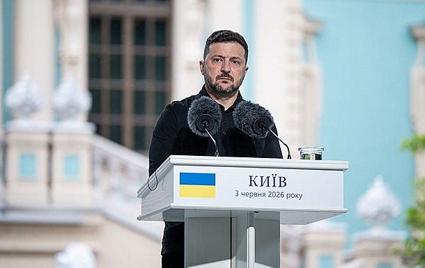 РФ производит ежемесячно 120 ракет, - Зеленский