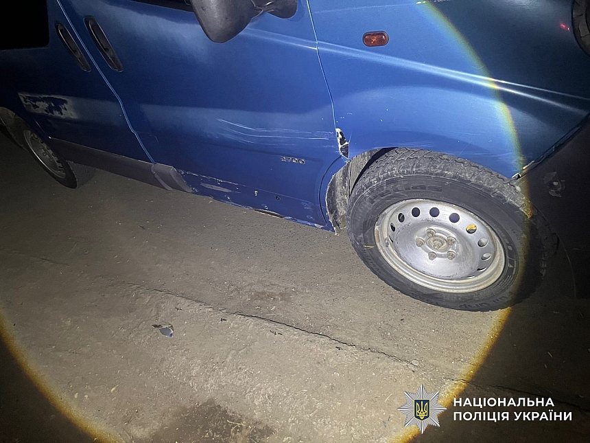 Після ДТП у Миколаївській області госпіталізовано двох 16-річних підлітків: стан дівчини вкрай тяжкий