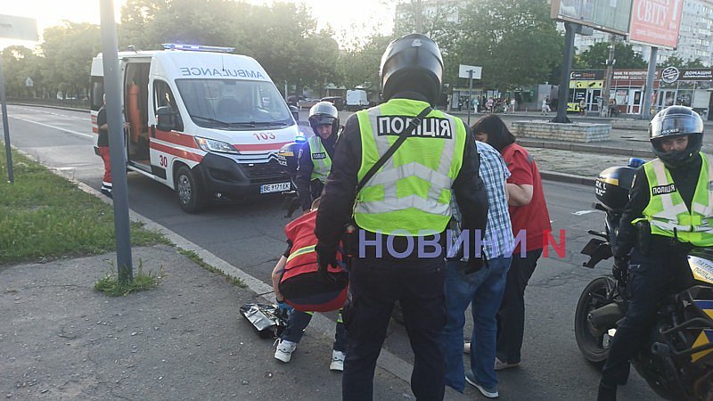 Миколаївець розбив голову на «зебрі» та влаштував скандал під час госпіталізації