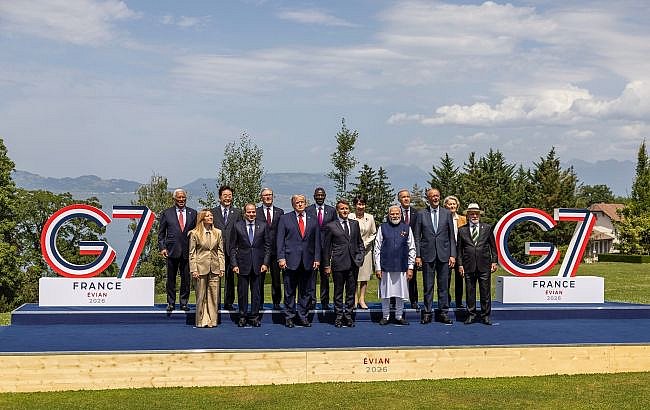 Лидеры G7 заявили о новом импульсе: усилят поддержку Украины и ударят санкциями по нефтегазу РФ